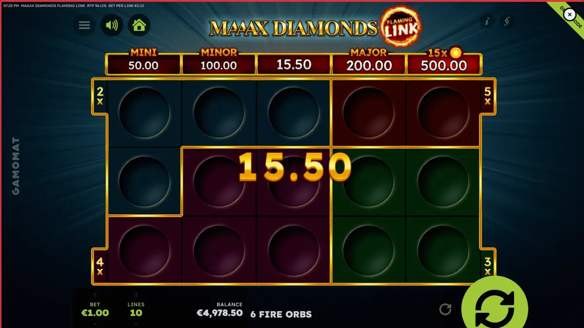 Tampilan visual slot Maaax Diamonds Flaming Link dengan simbol buah dan berlian api.